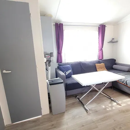 Camping Mobihome Face A La Mer Sérignan